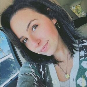 Meet your Posher, Torri